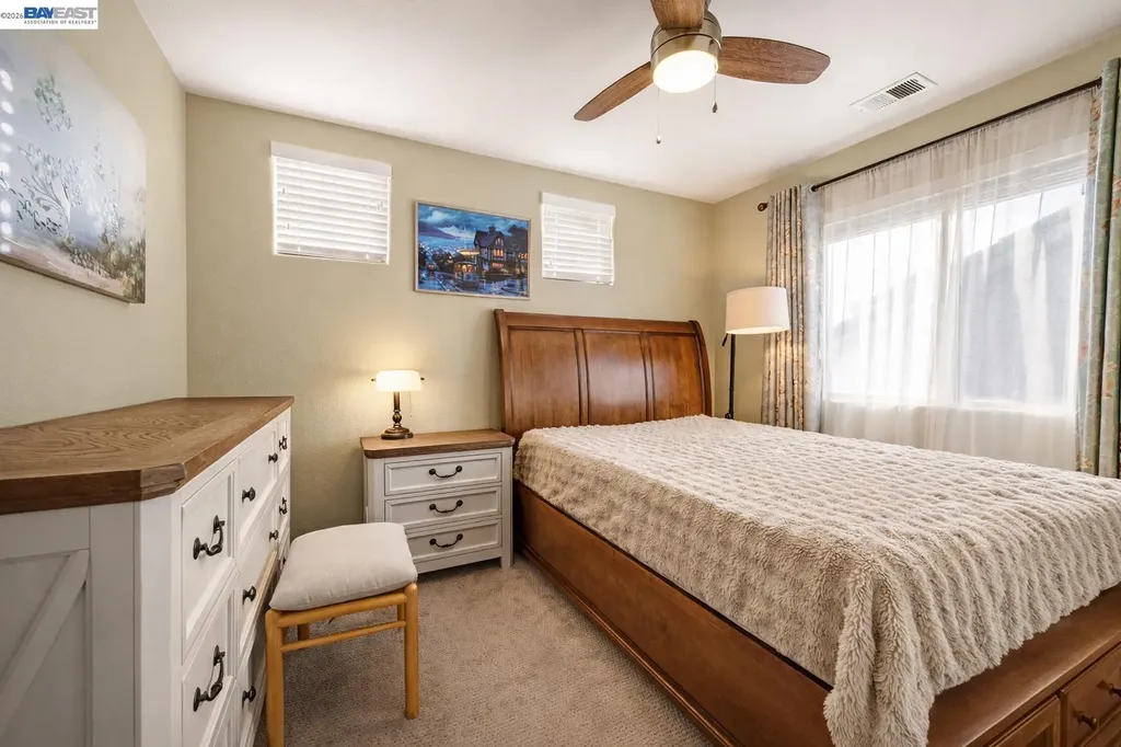 15100 Shining Star Lane San Leandro CA 94579
