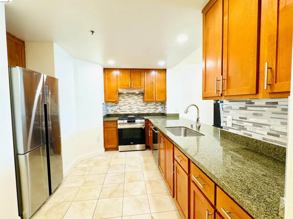 423 7th Street Oakland CA 94607