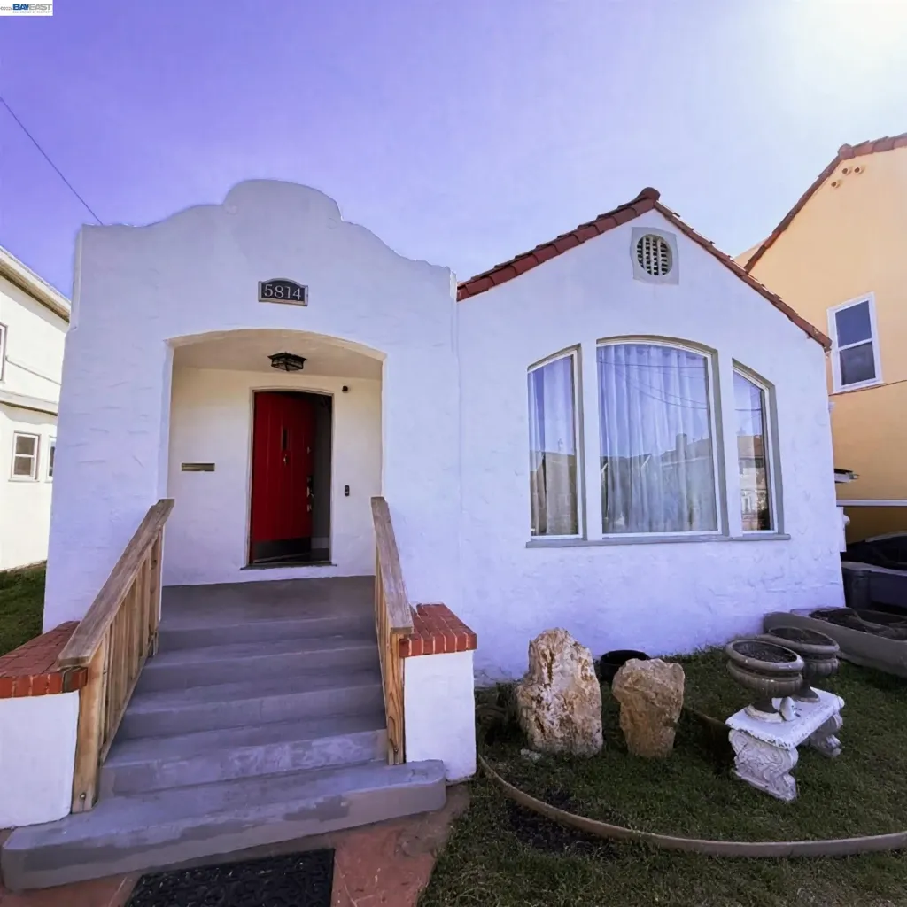 5814 Fleming Avenue Oakland CA 94605