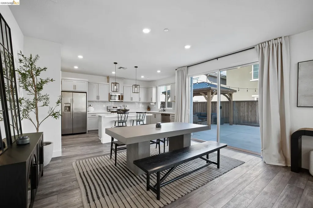 138 Granite Way Oakley CA 94561