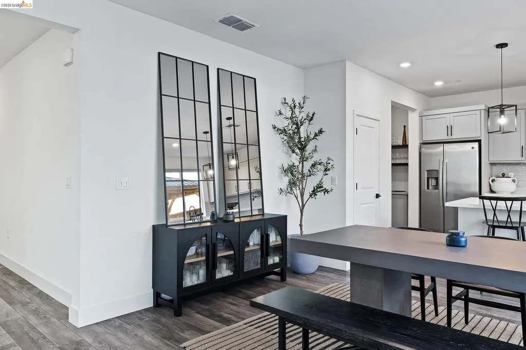 138 Granite Way Oakley CA 94561