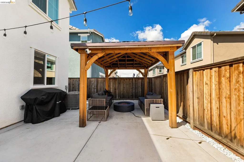 138 Granite Way Oakley CA 94561