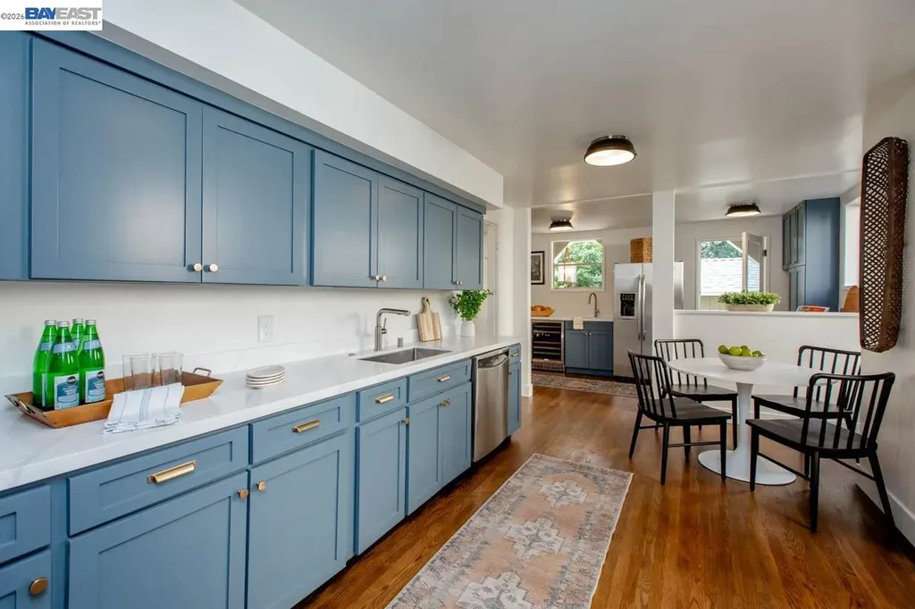 1111 Union Street Alameda CA 94501