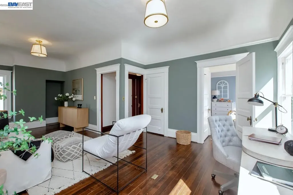 1111 Union Street Alameda CA 94501