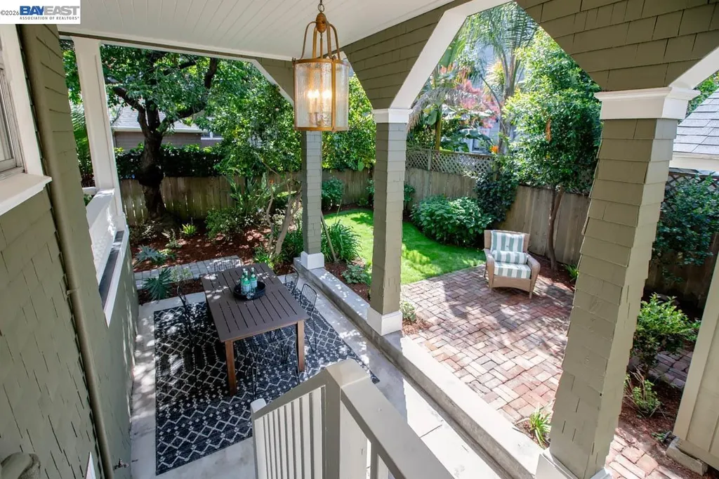 1111 Union Street Alameda CA 94501