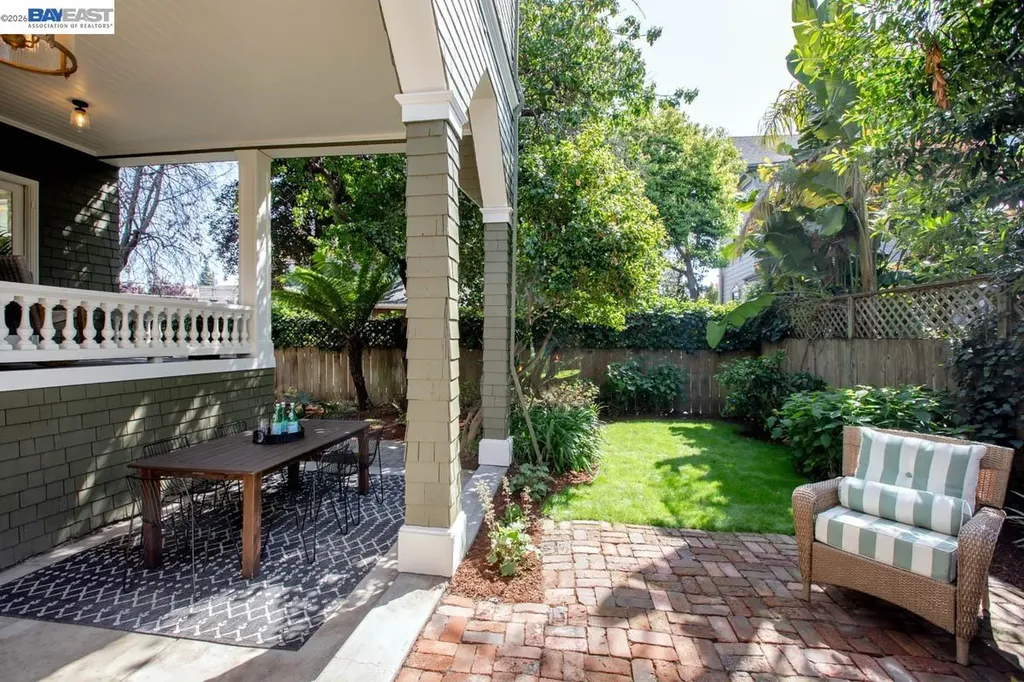 1111 Union Street Alameda CA 94501