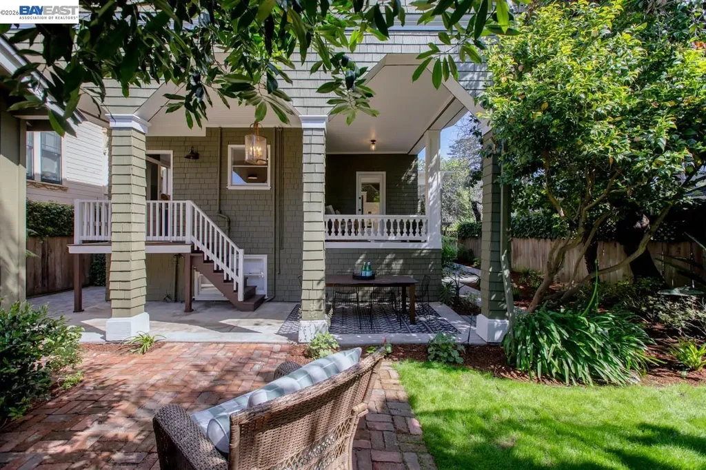 1111 Union Street Alameda CA 94501