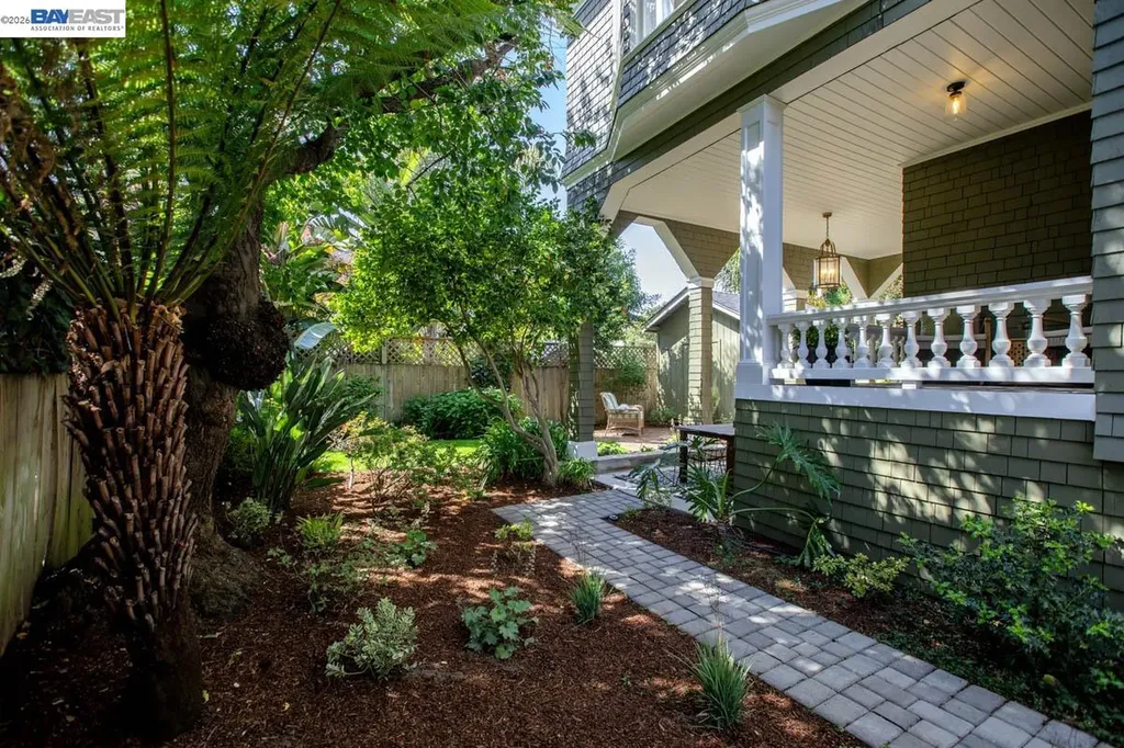 1111 Union Street Alameda CA 94501