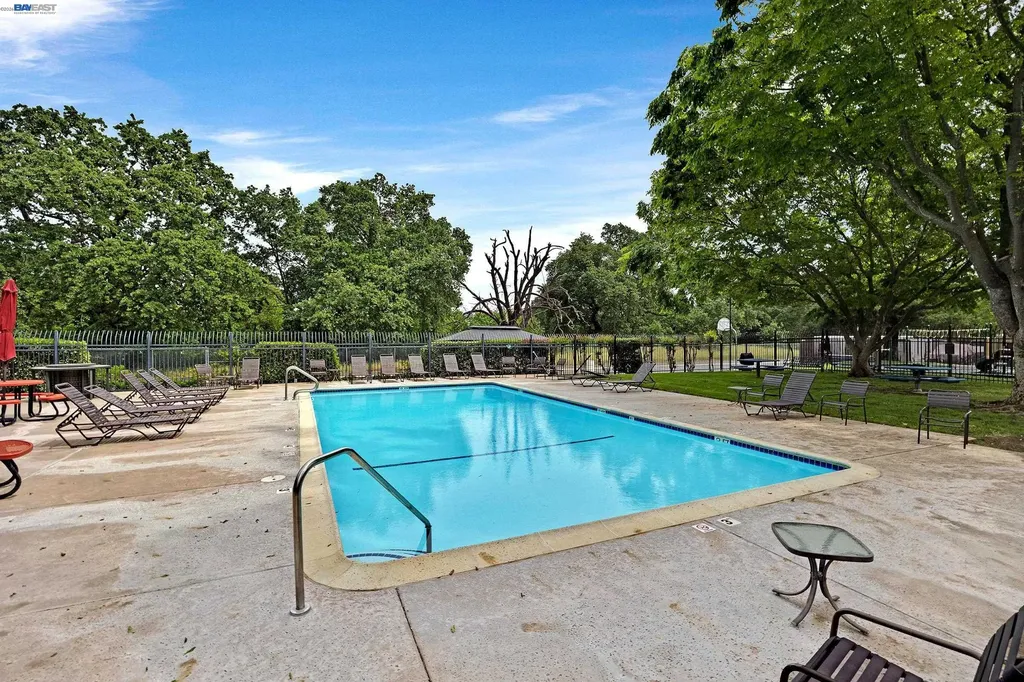 2110 Arroyo Court Pleasanton CA 94588