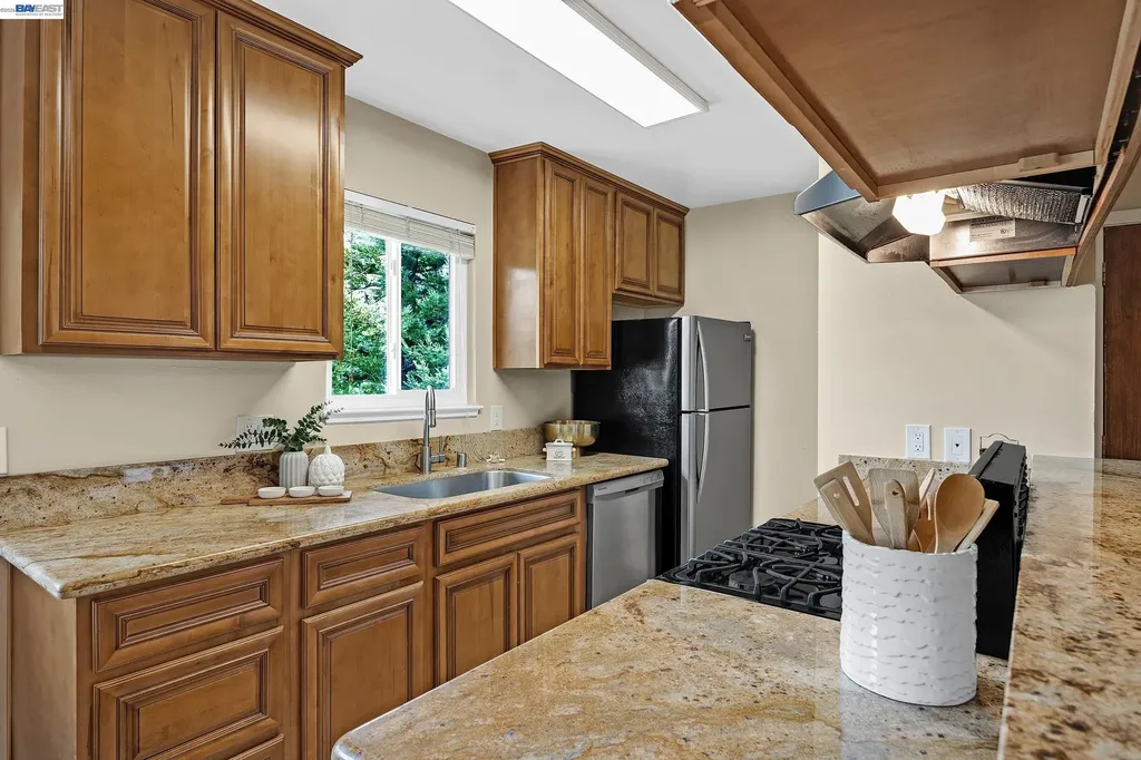 2110 Arroyo Court Pleasanton CA 94588