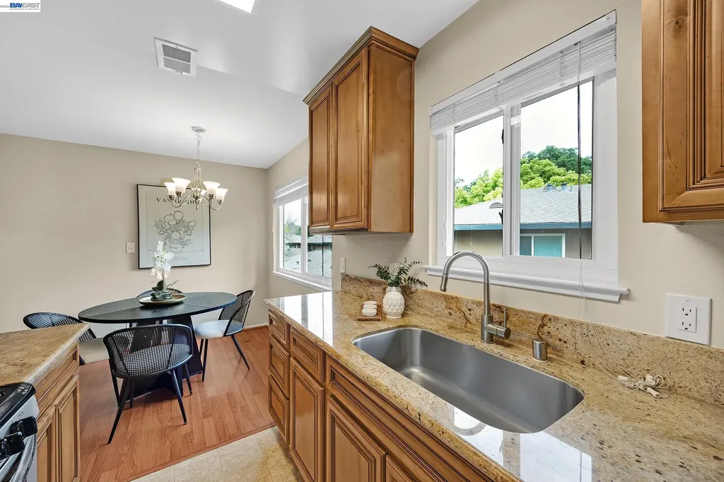 2110 Arroyo Court Pleasanton CA 94588
