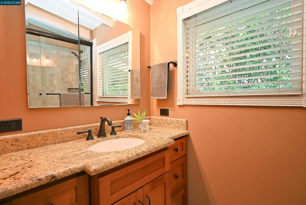 15 Vista Hermosa Walnut Creek CA 94597