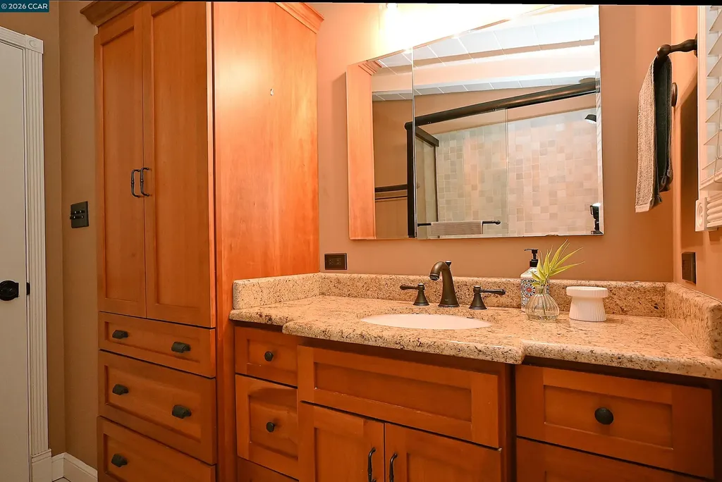 15 Vista Hermosa Walnut Creek CA 94597