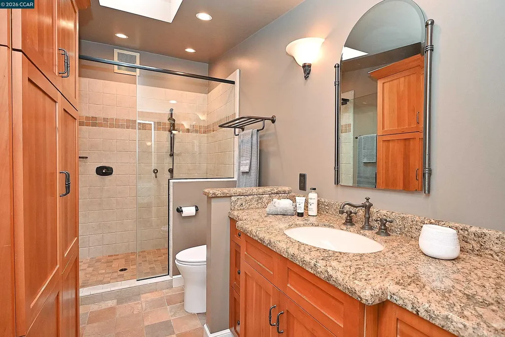 15 Vista Hermosa Walnut Creek CA 94597