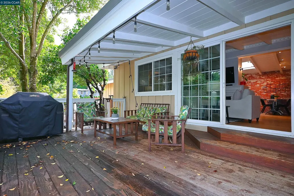 15 Vista Hermosa Walnut Creek CA 94597