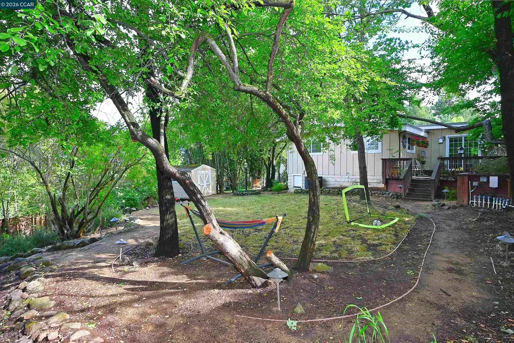 15 Vista Hermosa Walnut Creek CA 94597