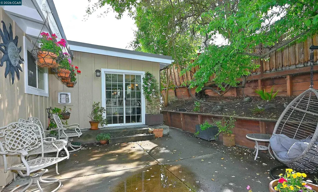 15 Vista Hermosa Walnut Creek CA 94597