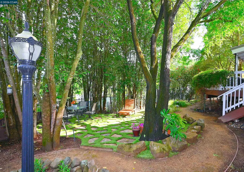 15 Vista Hermosa Walnut Creek CA 94597