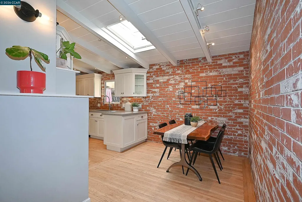 15 Vista Hermosa Walnut Creek CA 94597