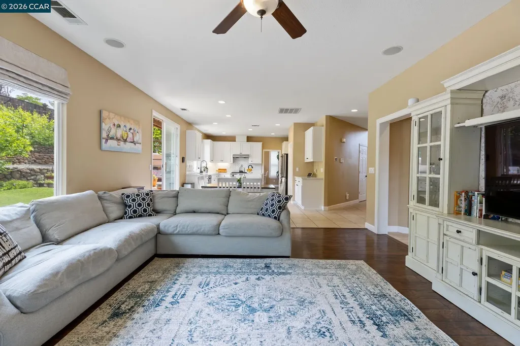 5375 Fernbank Drive Concord CA 94521