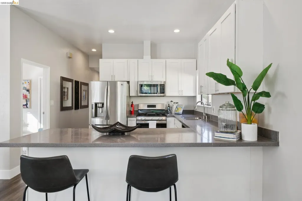 1946 20th Street Oakland CA 94606