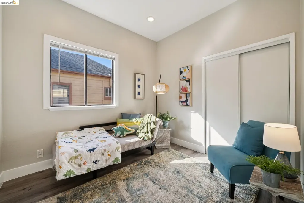 1946 20th Street Oakland CA 94606