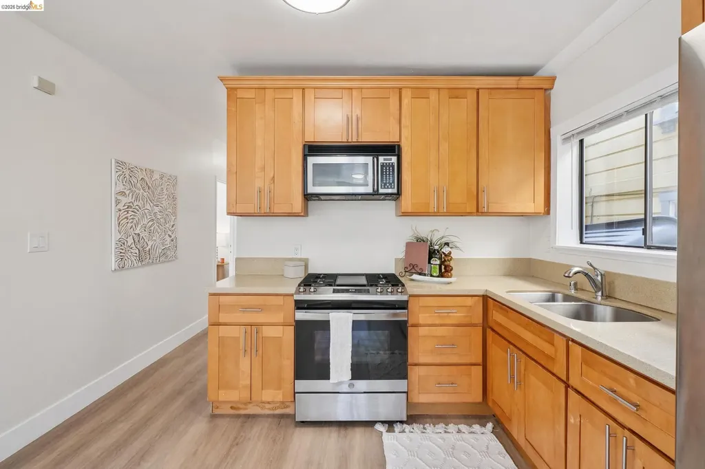 1946 20th Street Oakland CA 94606
