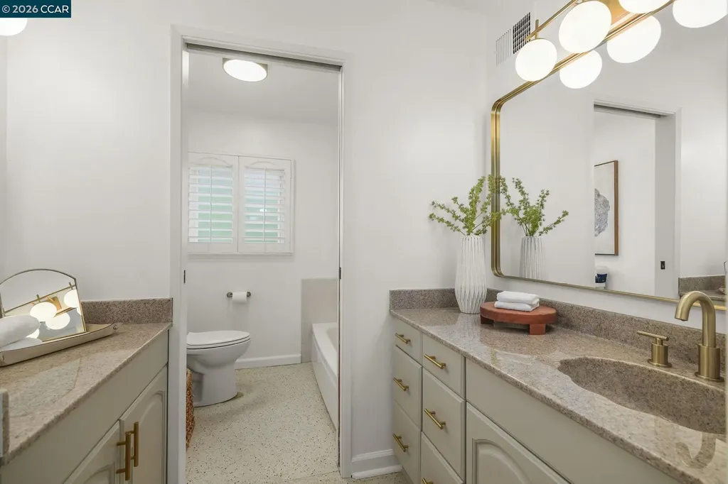 425 Roanoke Drive Martinez CA 94553