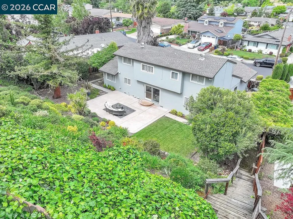 425 Roanoke Drive Martinez CA 94553