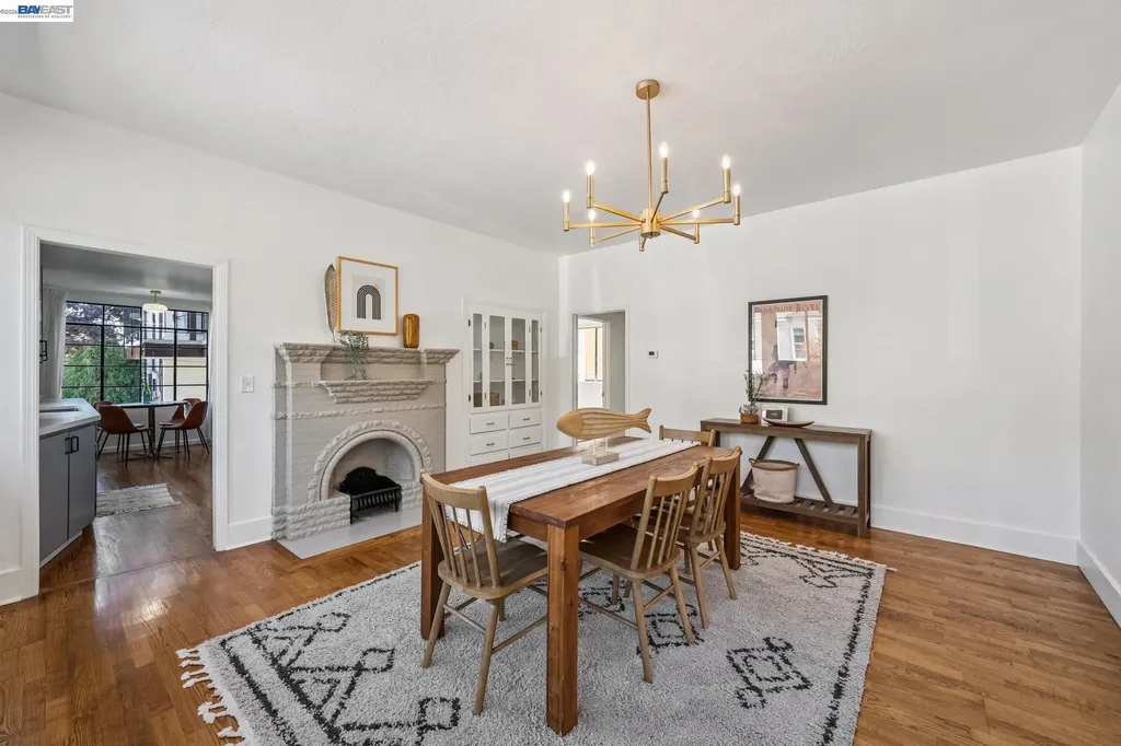 2135 Buena Vista Avenue Alameda CA 94501
