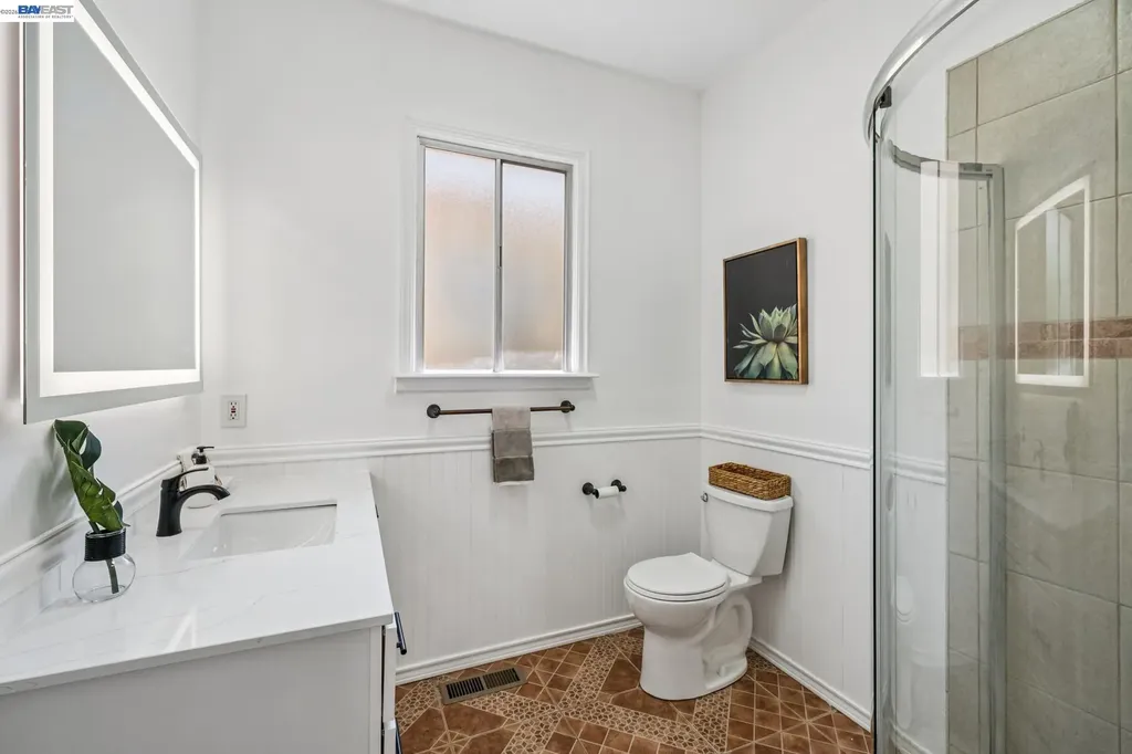 2135 Buena Vista Avenue Alameda CA 94501