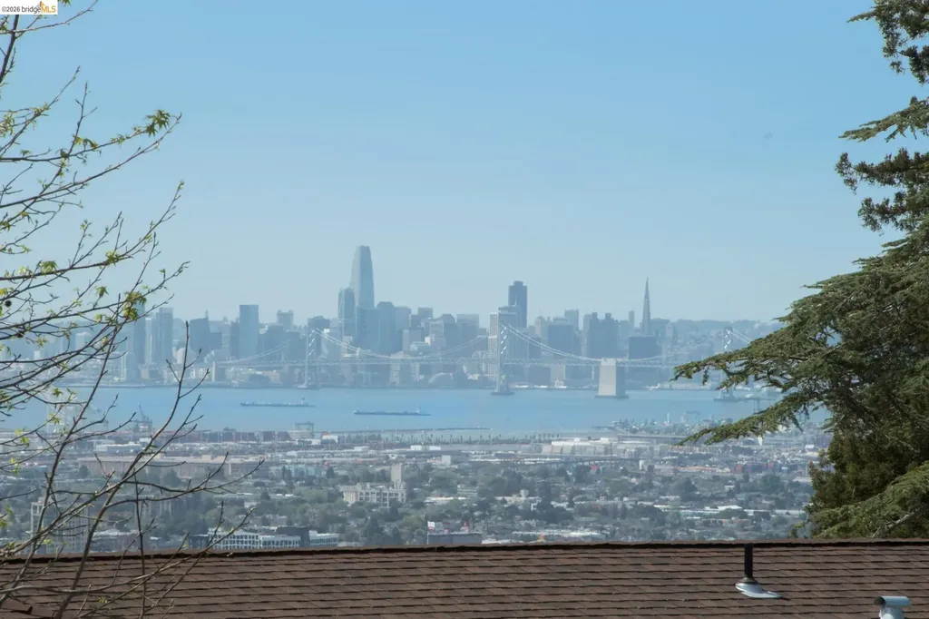 246 Pershing Drive Oakland CA 94611