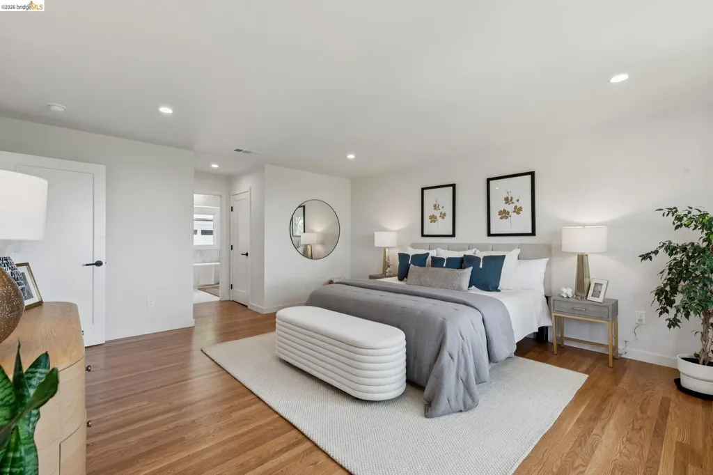 246 Pershing Drive Oakland CA 94611