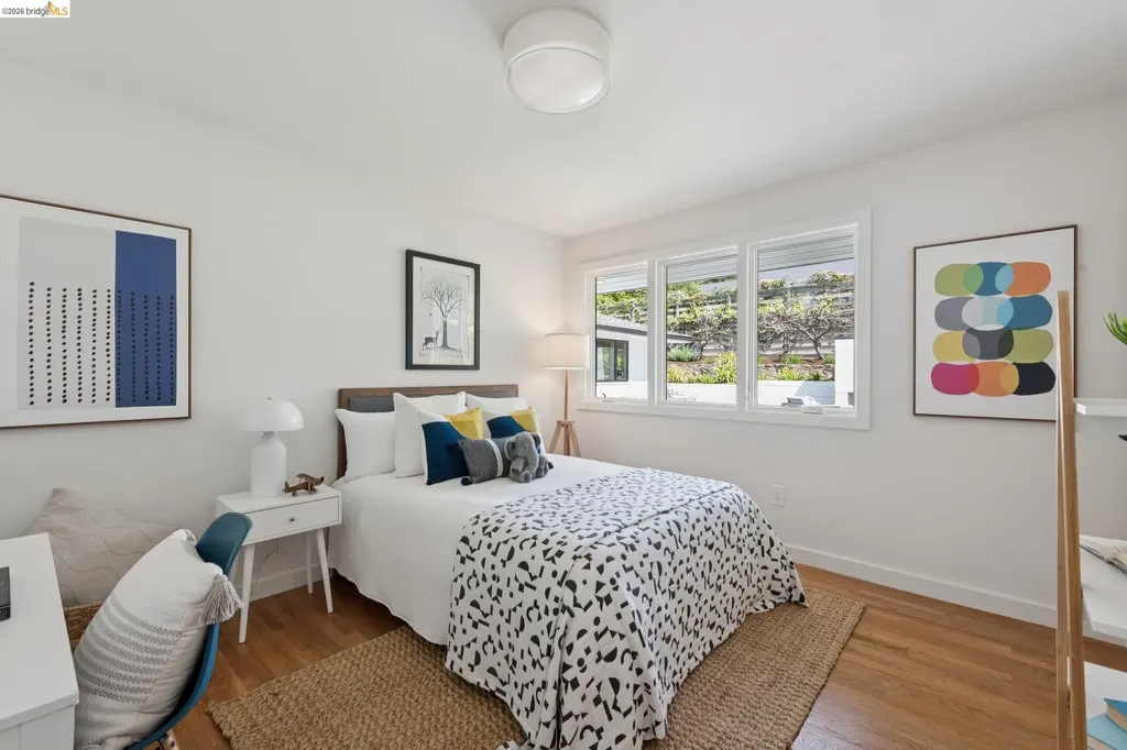 246 Pershing Drive Oakland CA 94611