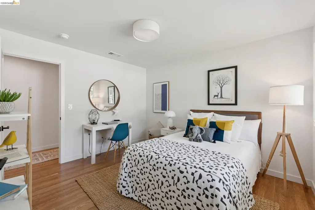 246 Pershing Drive Oakland CA 94611