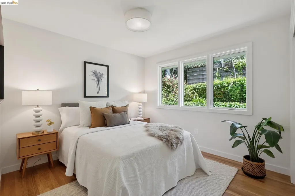 246 Pershing Drive Oakland CA 94611
