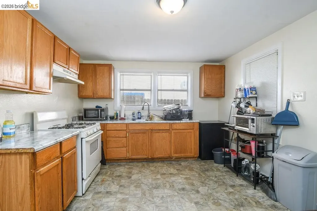 709 8th Street Antioch CA 94509