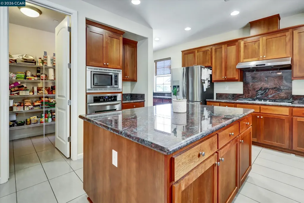 4007 Oak Knoll Street Antioch CA 94509
