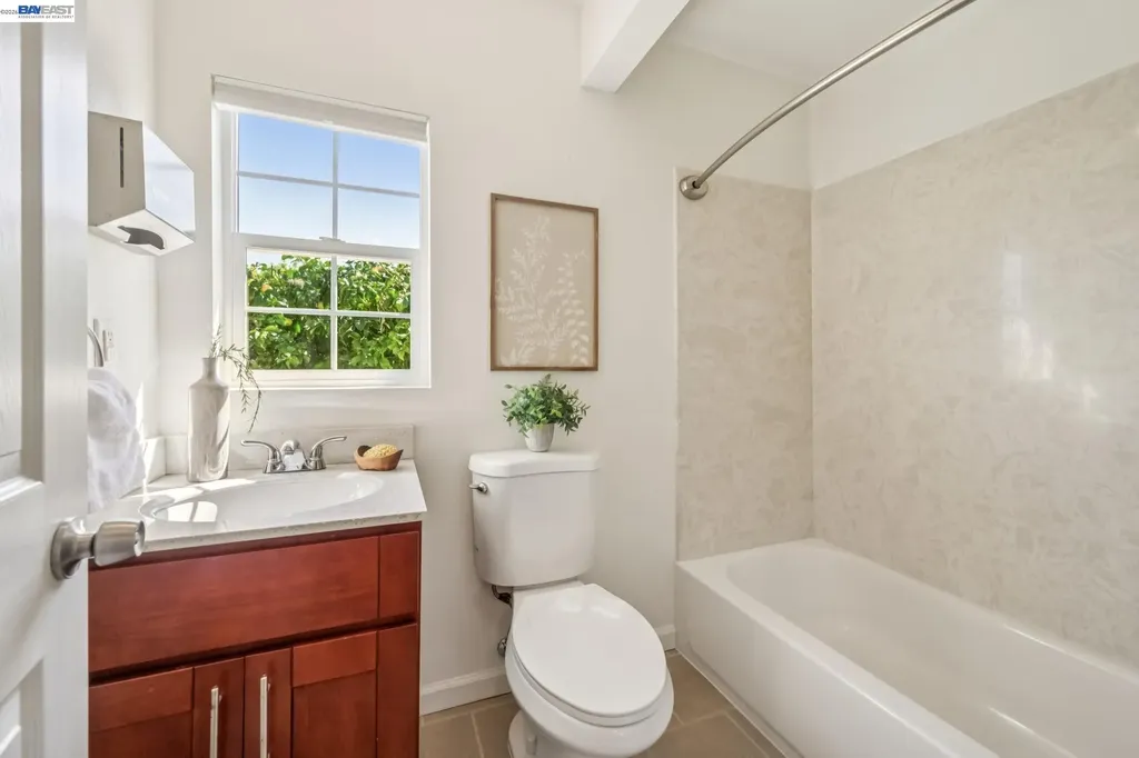 21132 Tyee Court Castro Valley CA 94546