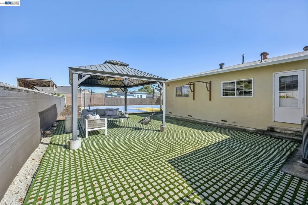 21132 Tyee Court Castro Valley CA 94546