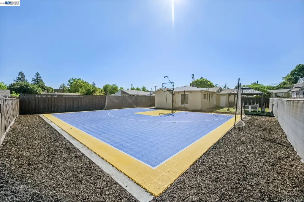 21132 Tyee Court Castro Valley CA 94546
