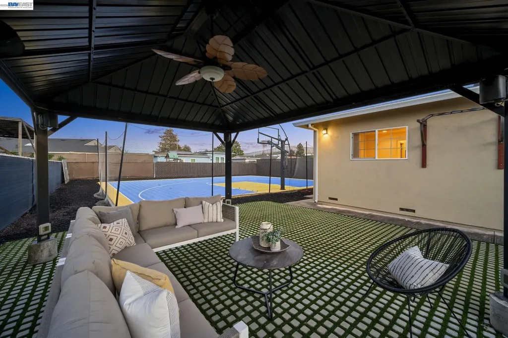 21132 Tyee Court Castro Valley CA 94546