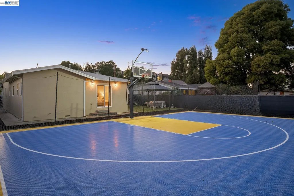 21132 Tyee Court Castro Valley CA 94546