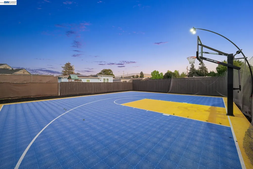 21132 Tyee Court Castro Valley CA 94546
