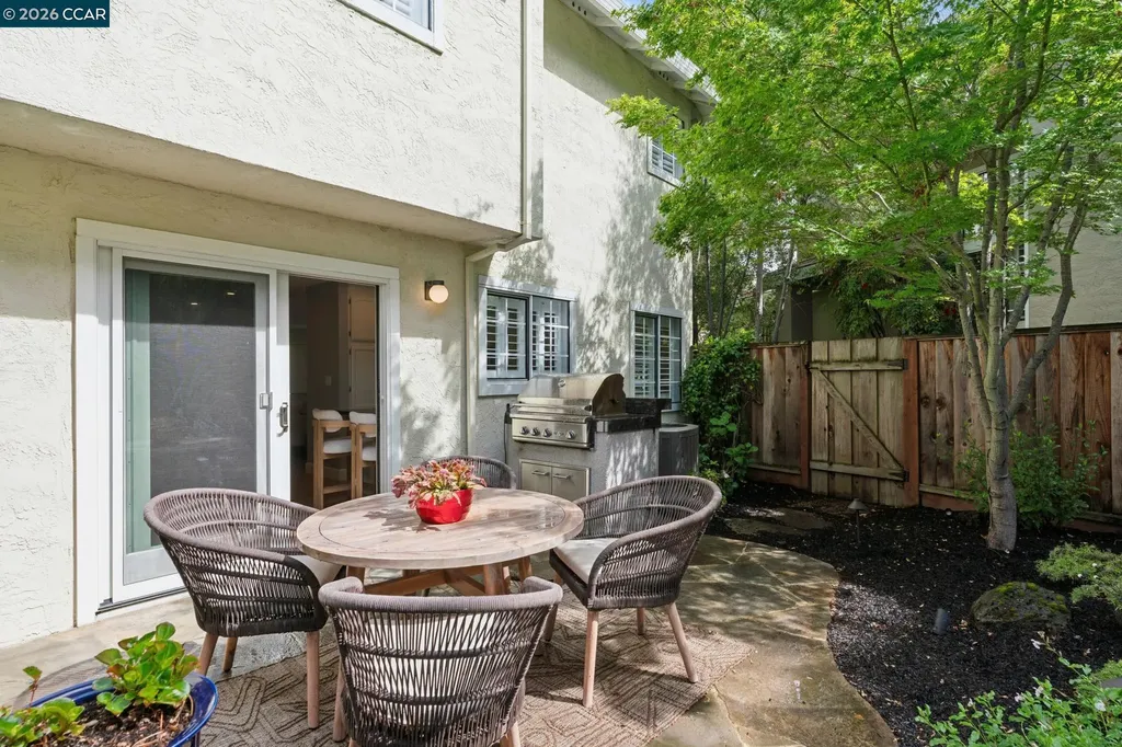 5214 Pebble Glen Drive Concord CA 94521