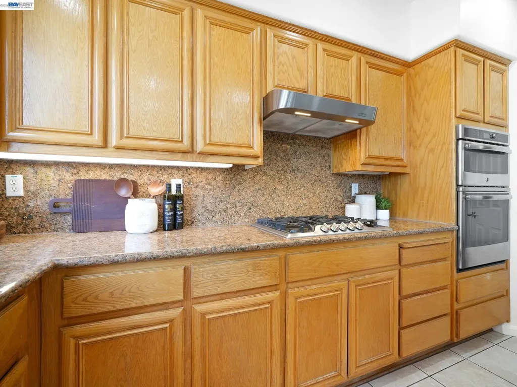 11 Meadows Court Fremont CA 94539