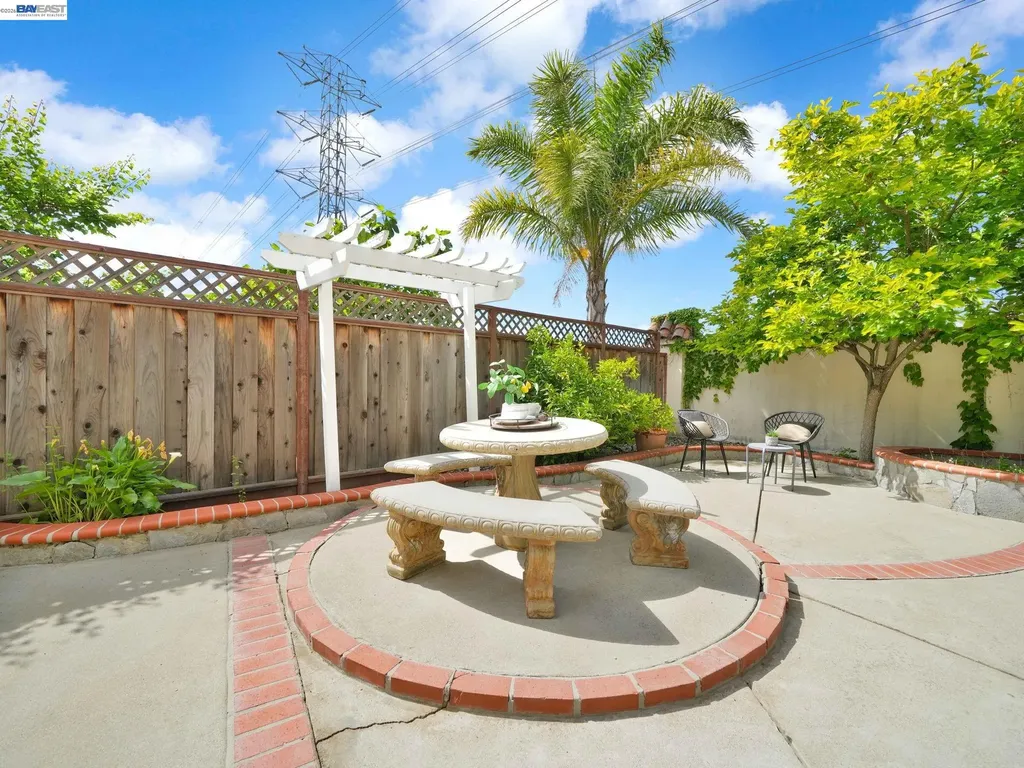 11 Meadows Court Fremont CA 94539