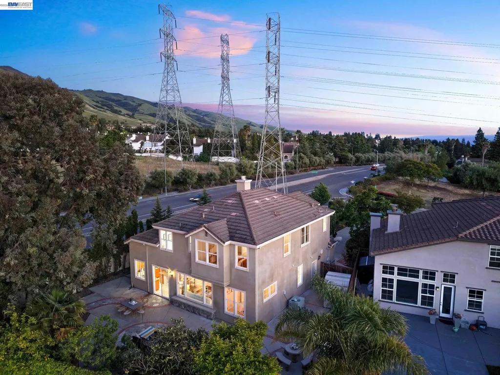 11 Meadows Court Fremont CA 94539