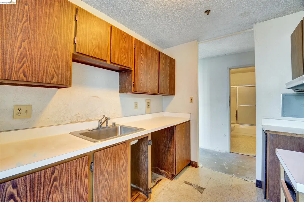 555 Pierce Street Albany CA 94706