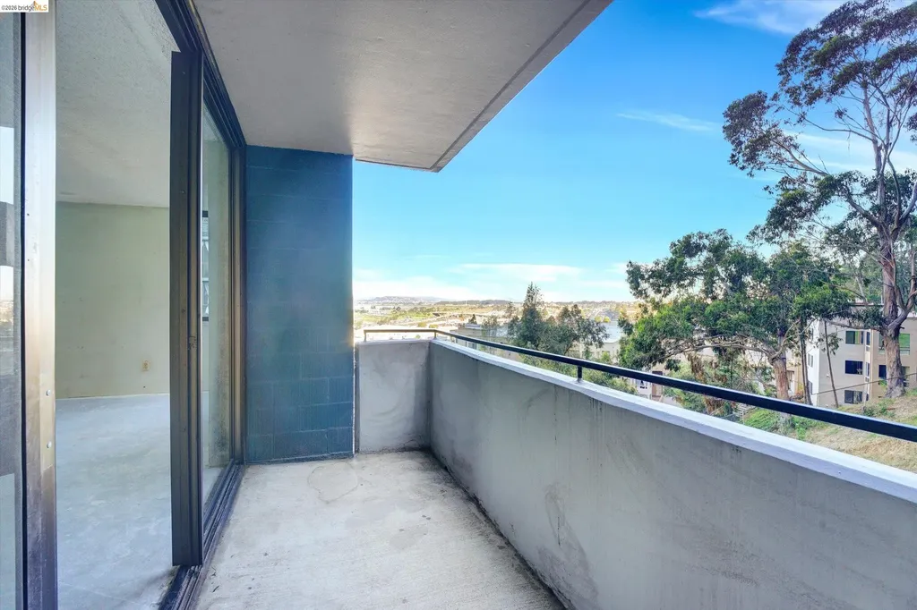 555 Pierce Street Albany CA 94706
